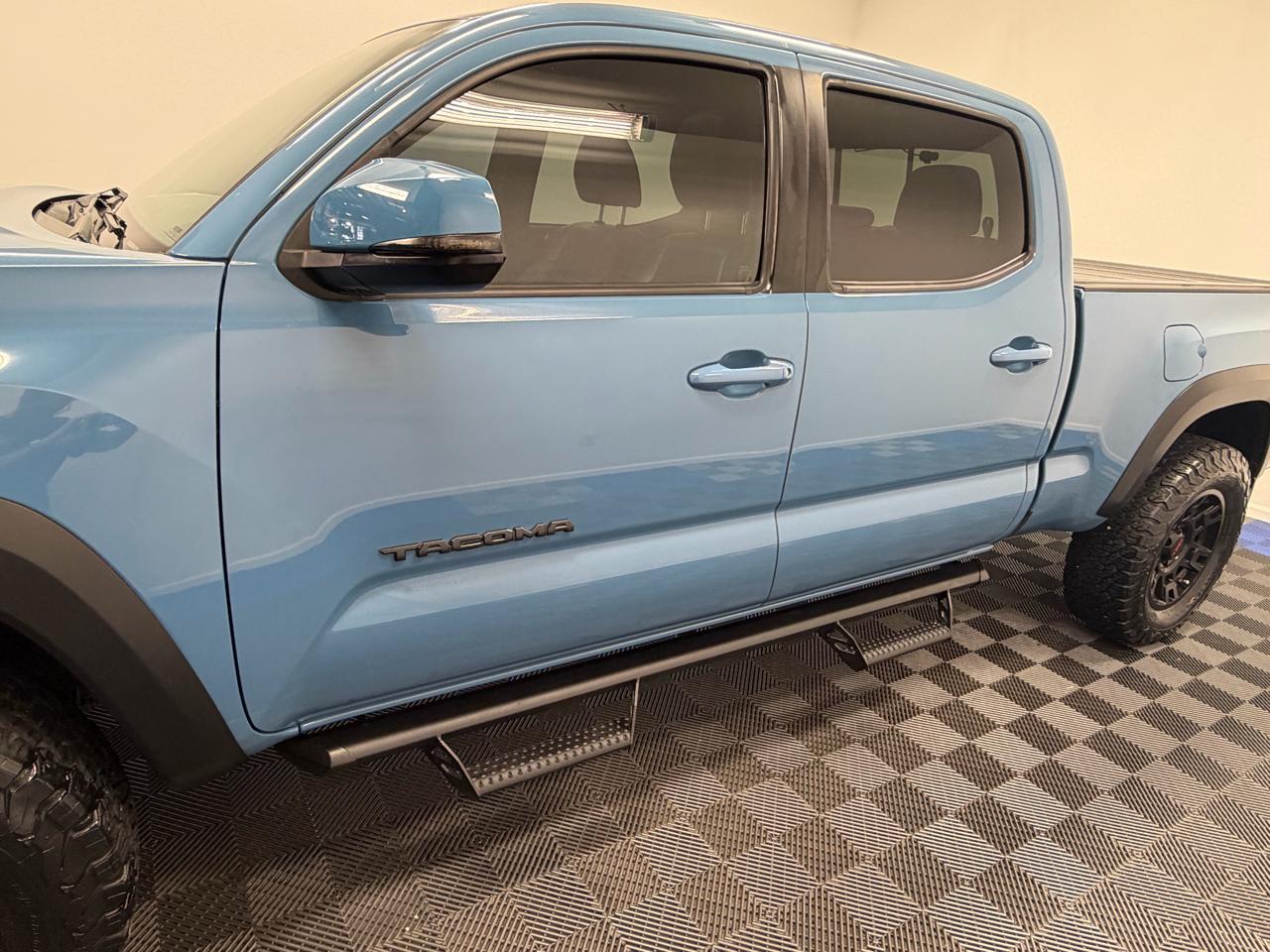 Toyota Tacoma Double Cab  2019