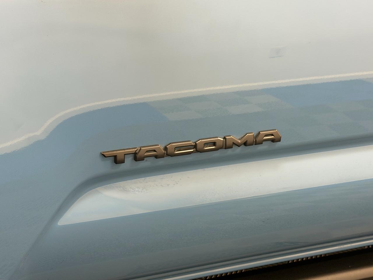 Toyota Tacoma Double Cab  2019
