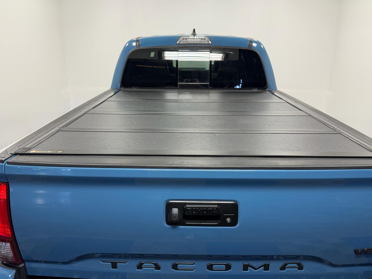 Toyota Tacoma Double Cab  2019