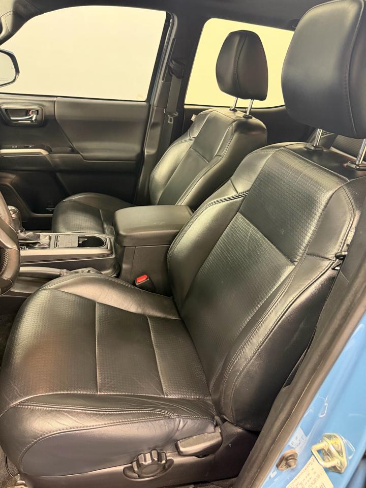 Toyota Tacoma Double Cab  2019