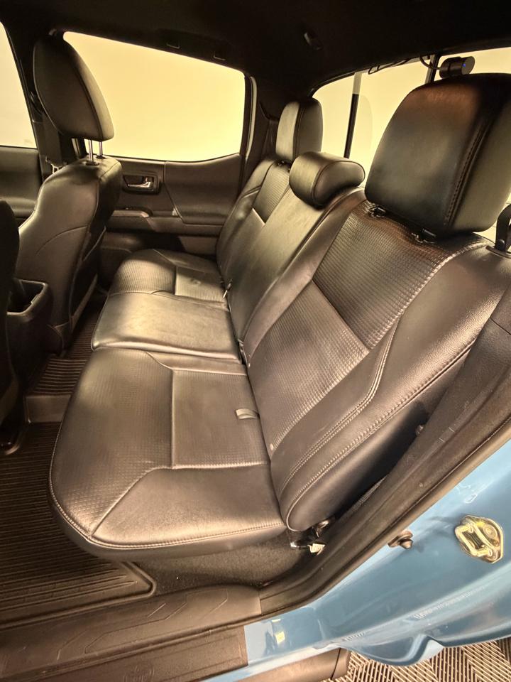 Toyota Tacoma Double Cab  2019
