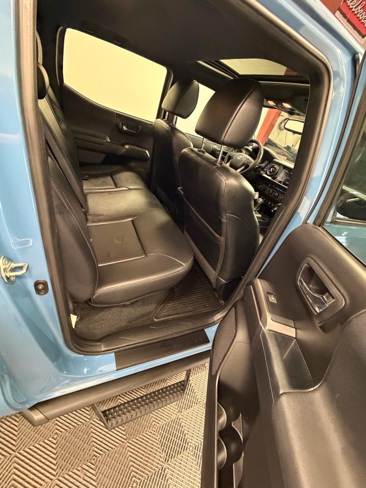 Toyota Tacoma Double Cab  2019