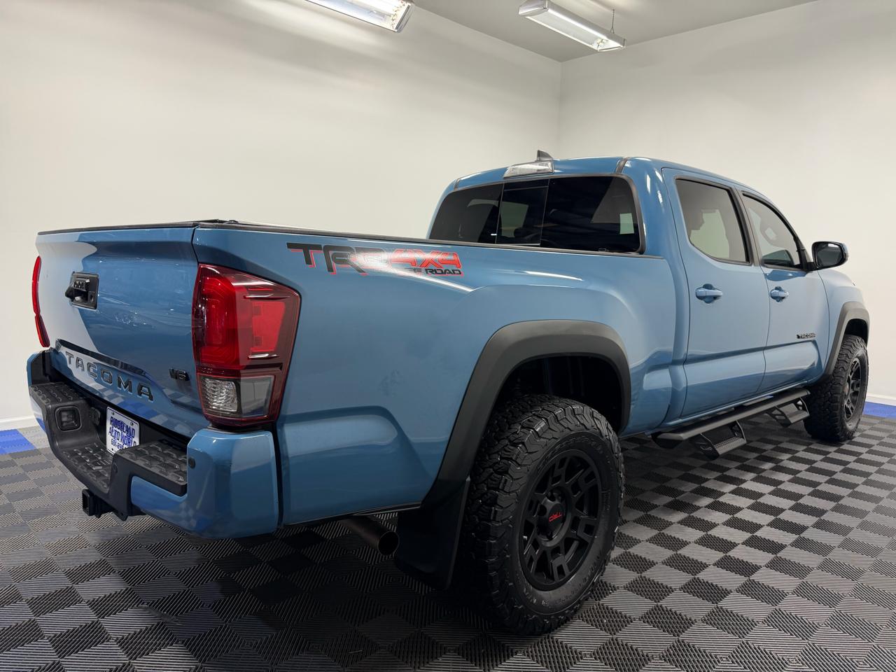 Toyota Tacoma Double Cab  2019