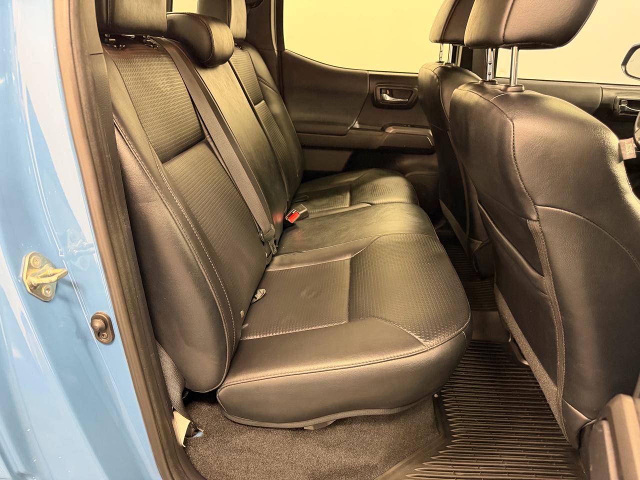 Toyota Tacoma Double Cab  2019
