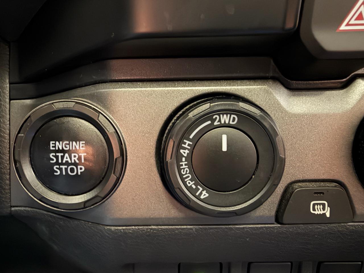 Toyota Tacoma Double Cab  2019