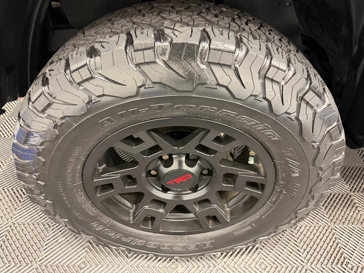 Toyota Tacoma Double Cab  2019