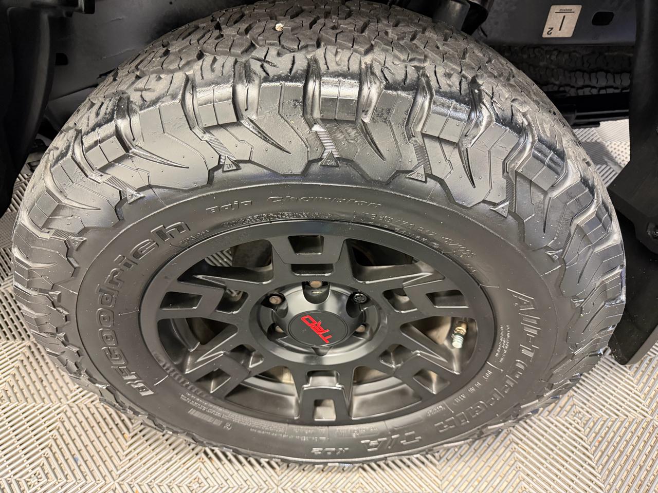 Toyota Tacoma Double Cab  2019