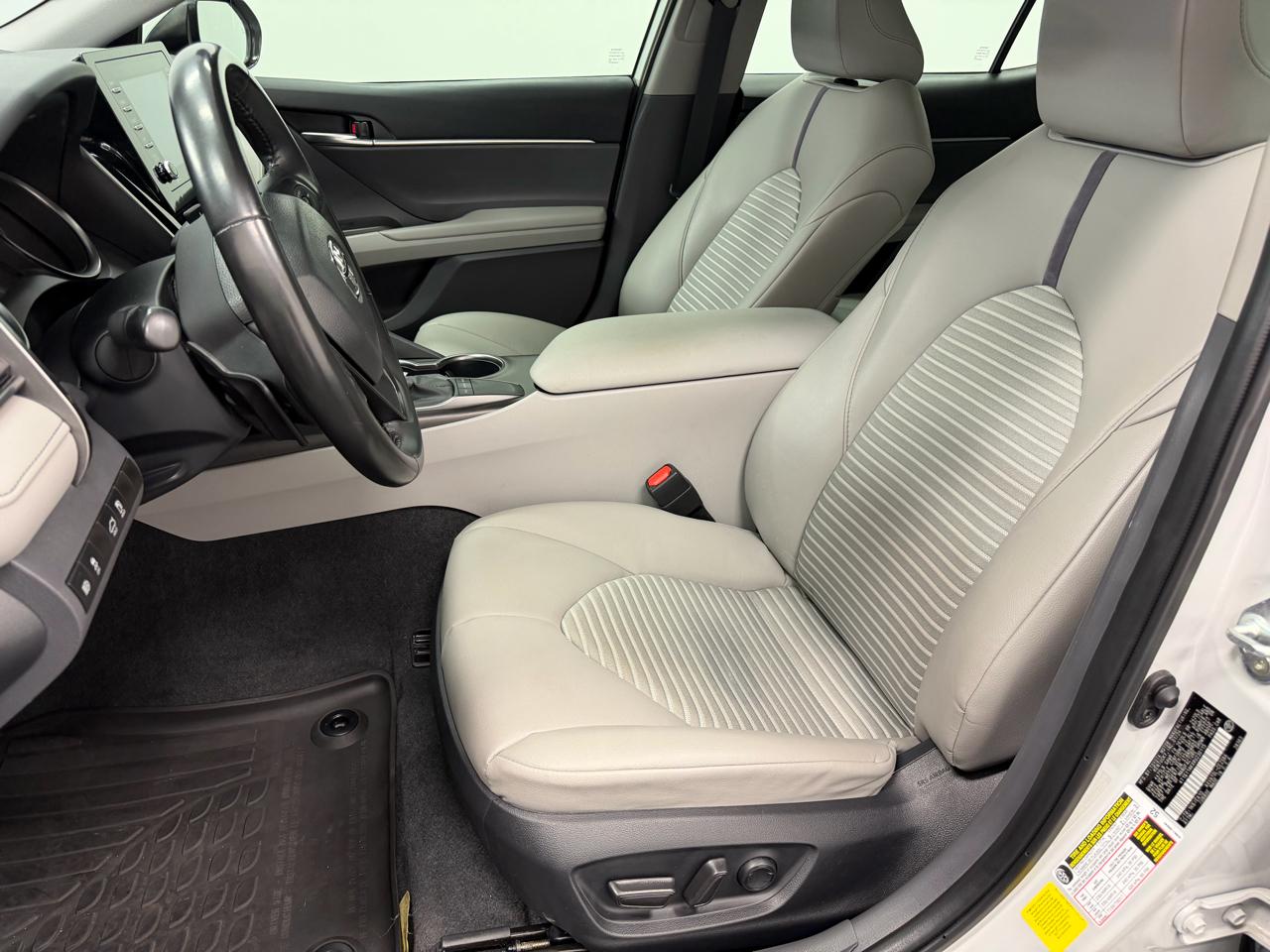 Toyota Camry SE Nightshade Auto (Natl) 2024