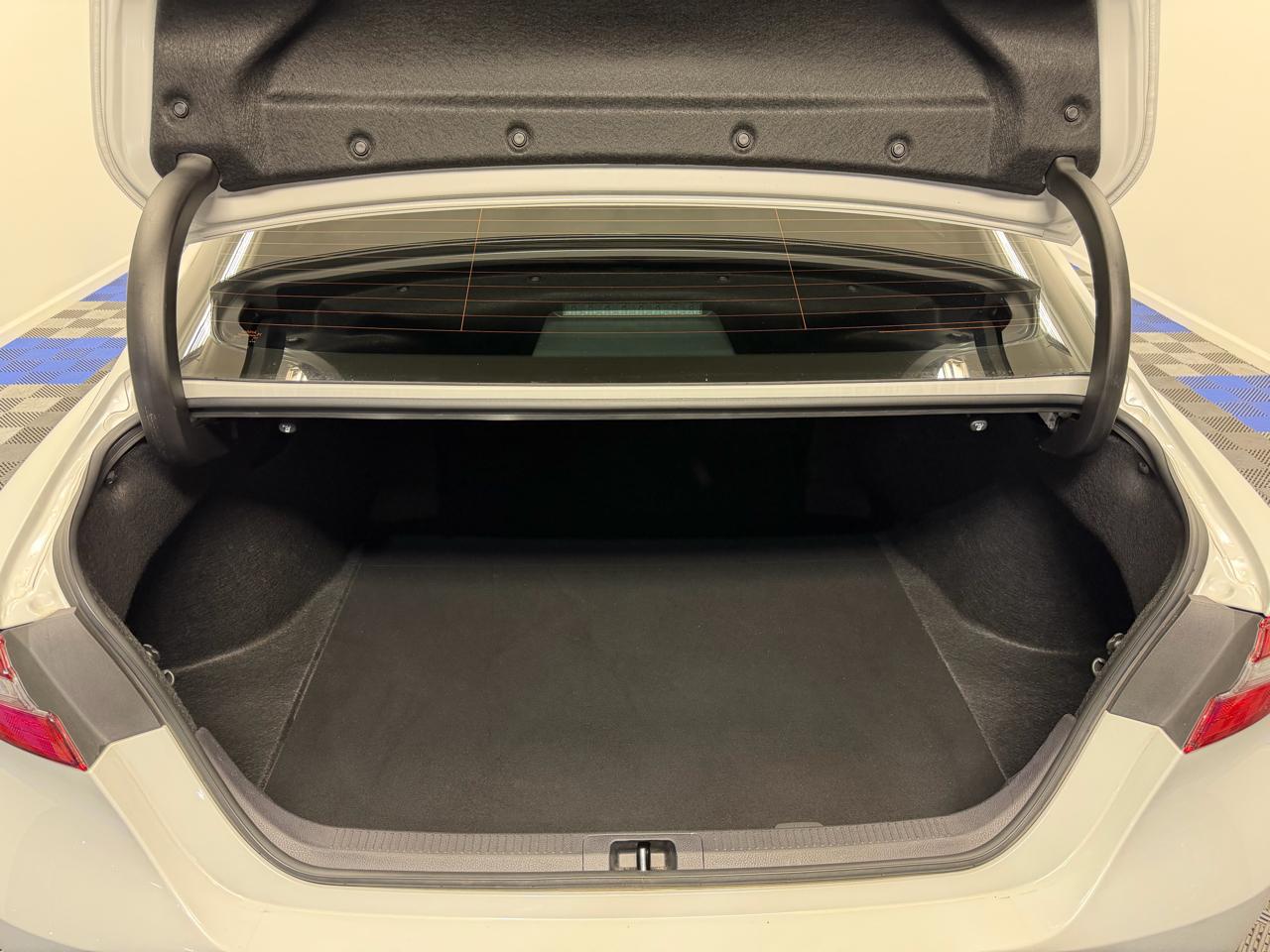 Toyota Camry SE Nightshade Auto (Natl) 2024