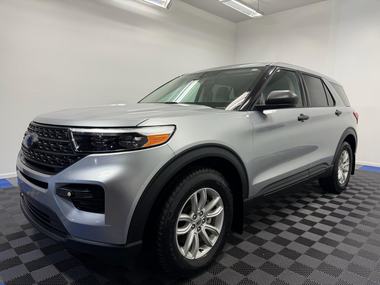 Ford Explorer Base 4WD 2021