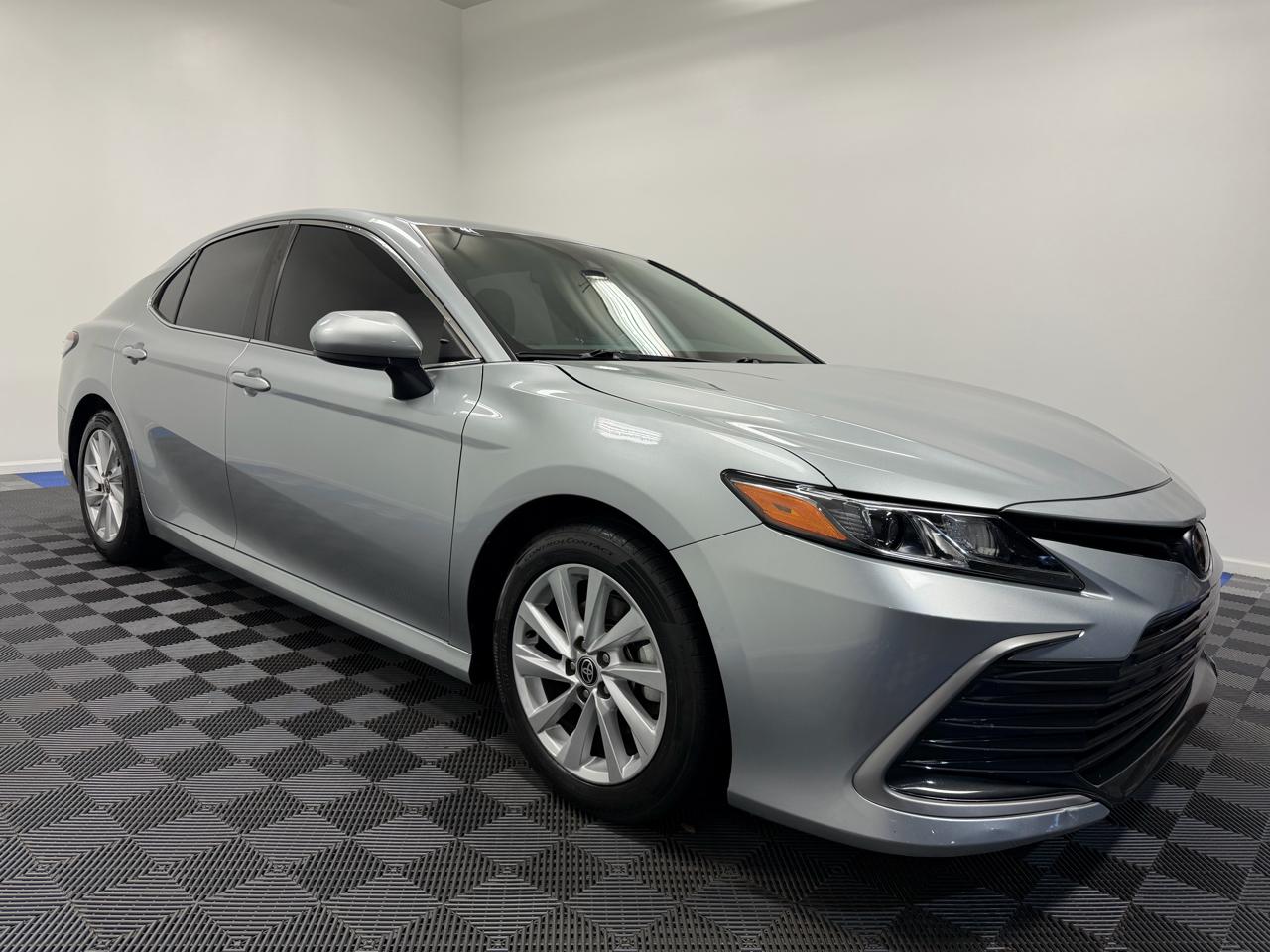 Toyota Camry LE Auto (Natl) 2023