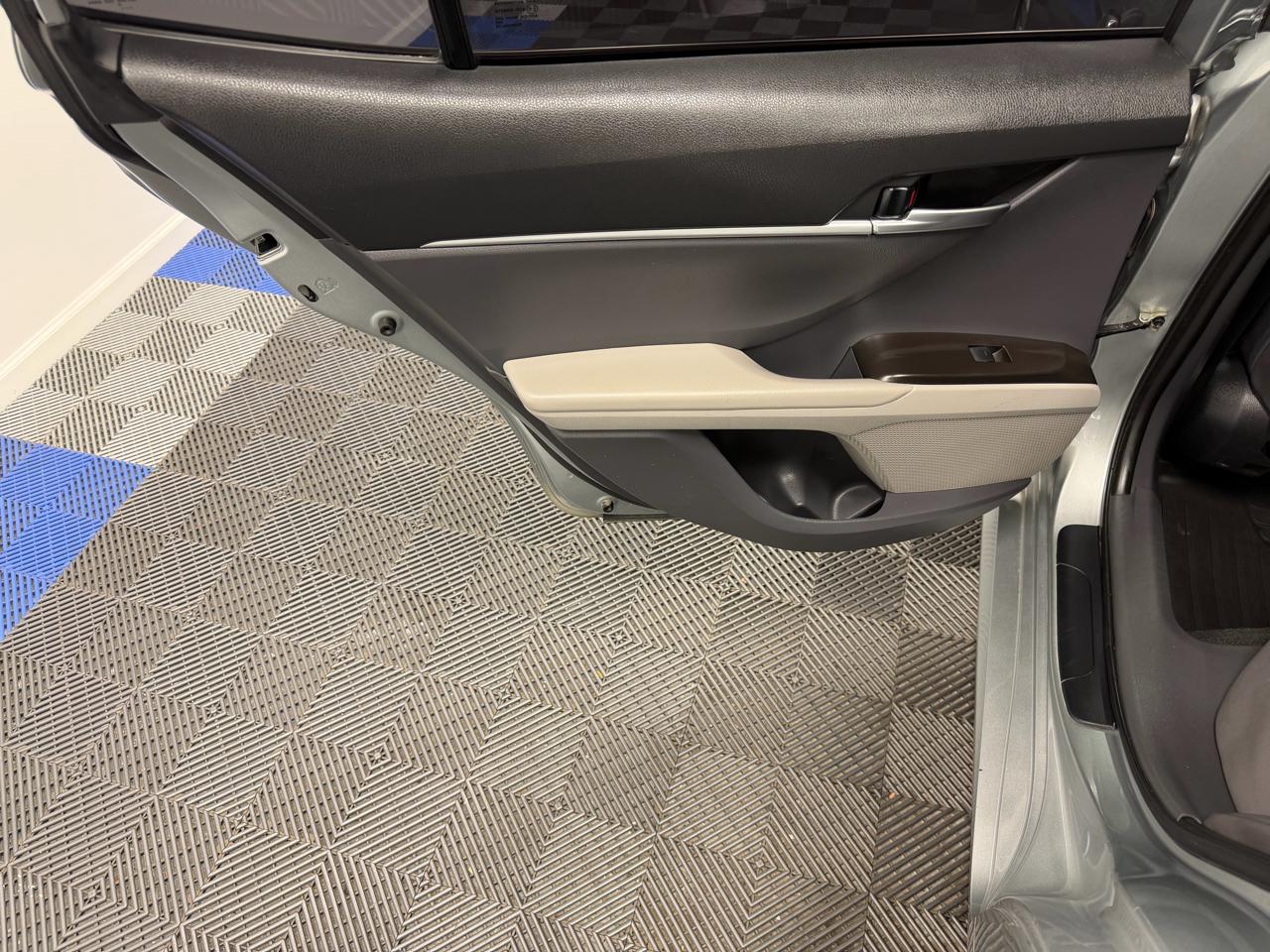 Toyota Camry LE Auto (Natl) 2023