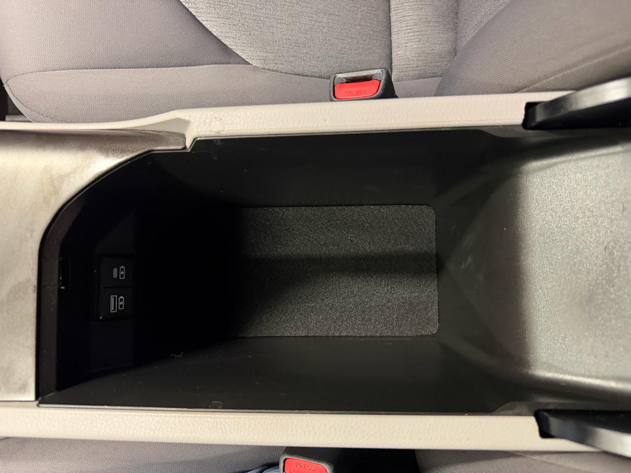 Toyota Camry LE Auto (Natl) 2023
