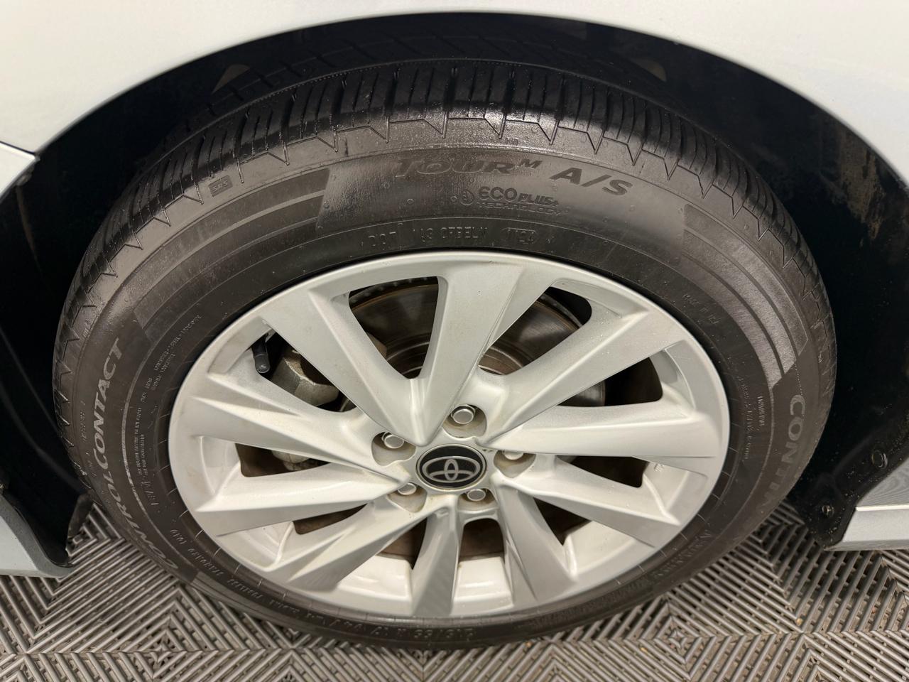 Toyota Camry LE Auto (Natl) 2023