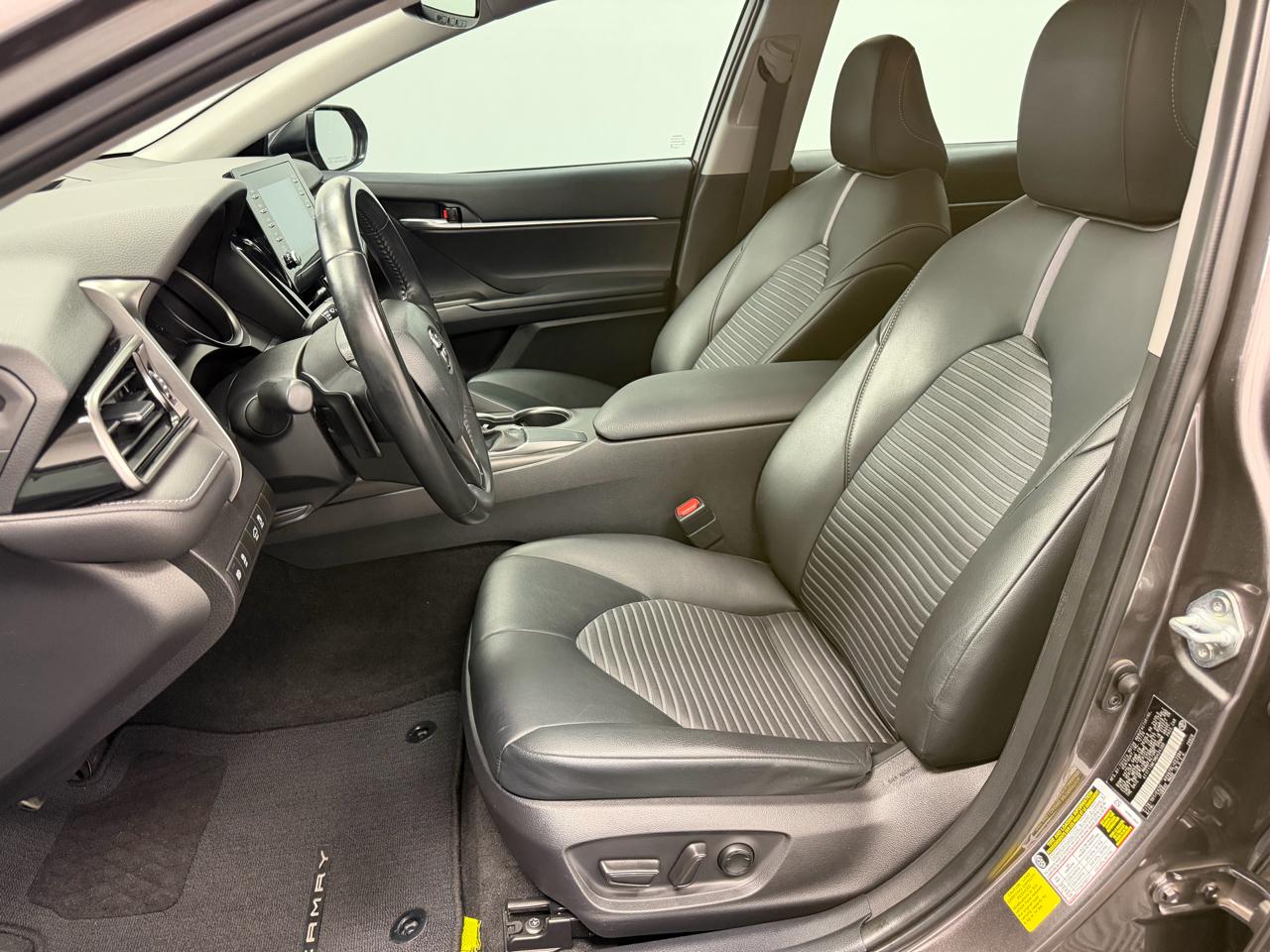 Toyota Camry SE Nightshade 4D Sedan 2021