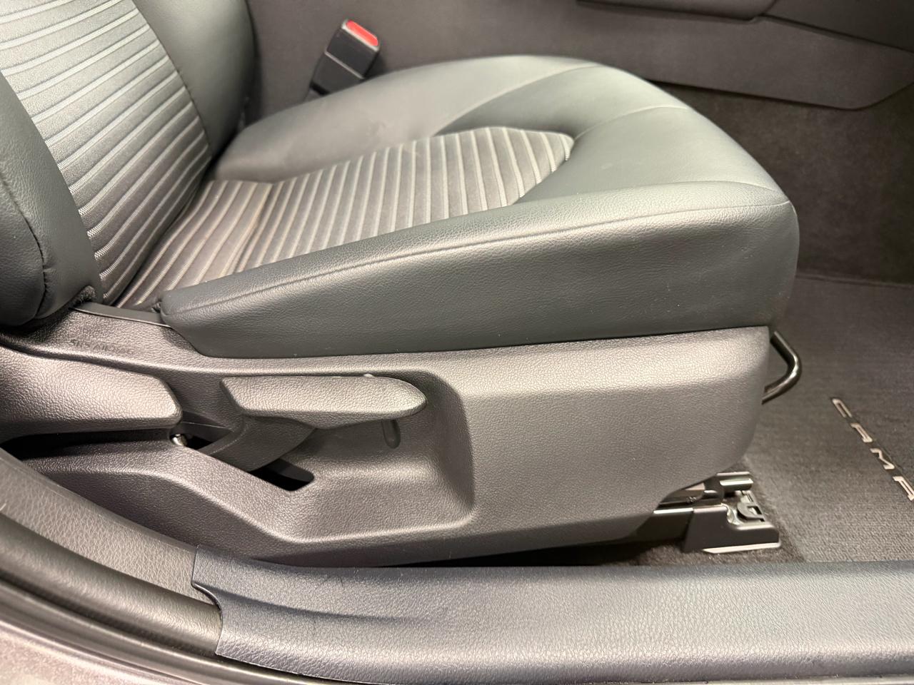 Toyota Camry SE Nightshade 4D Sedan 2021