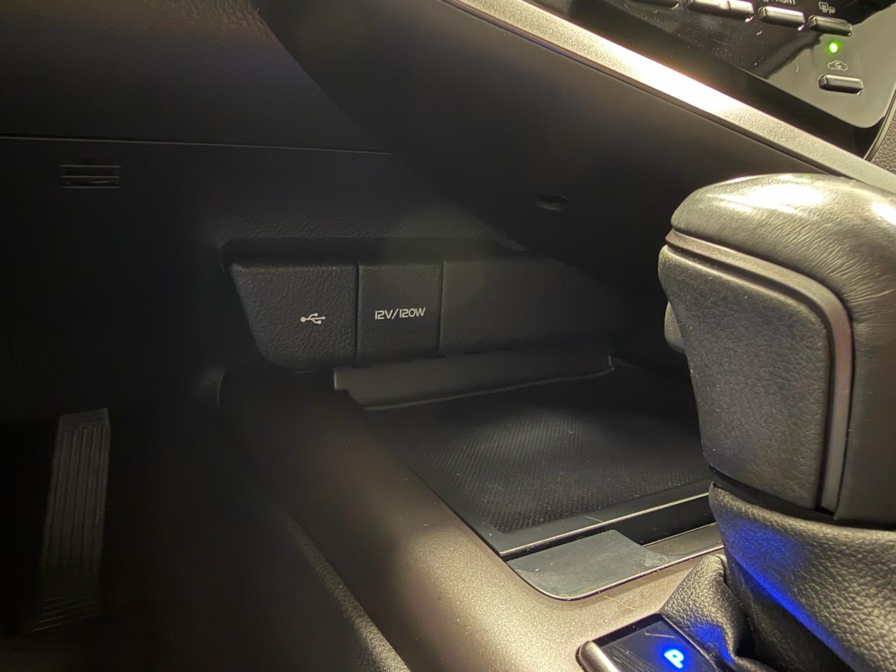 Toyota Camry SE Nightshade 4D Sedan 2021
