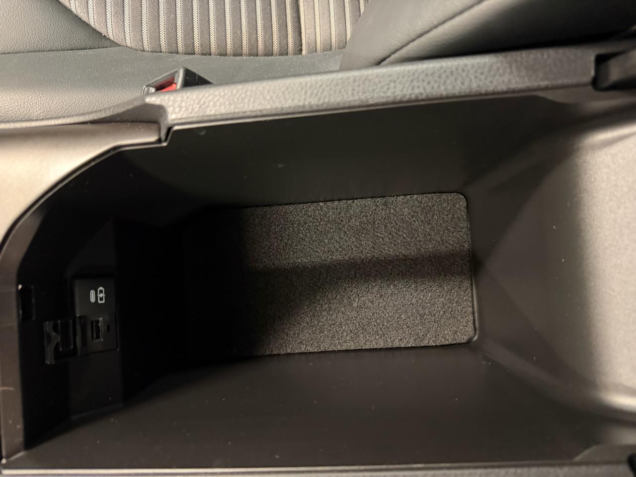 Toyota Camry SE Nightshade 4D Sedan 2021