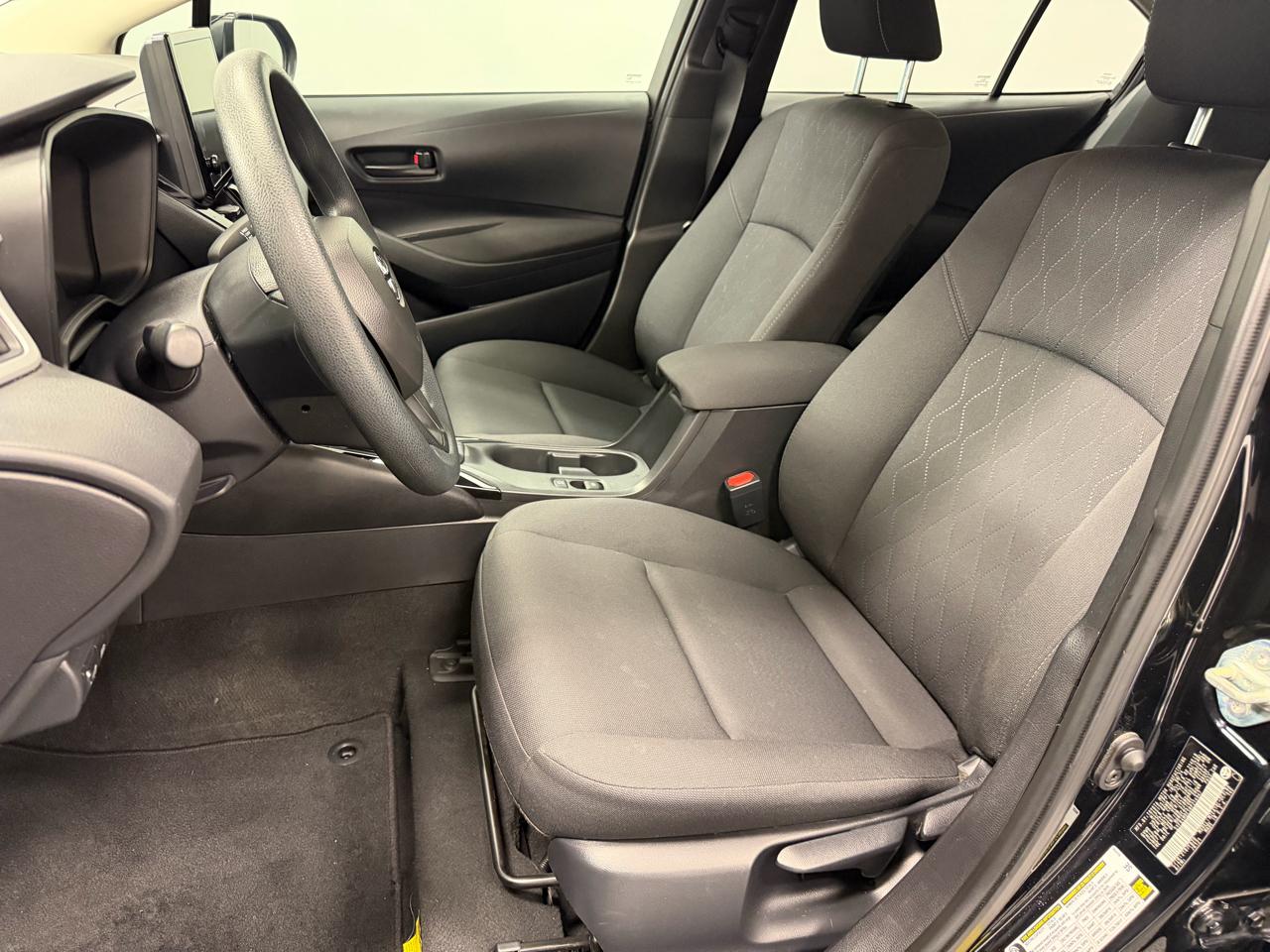 Toyota Corolla LE CVT (Natl) 2024