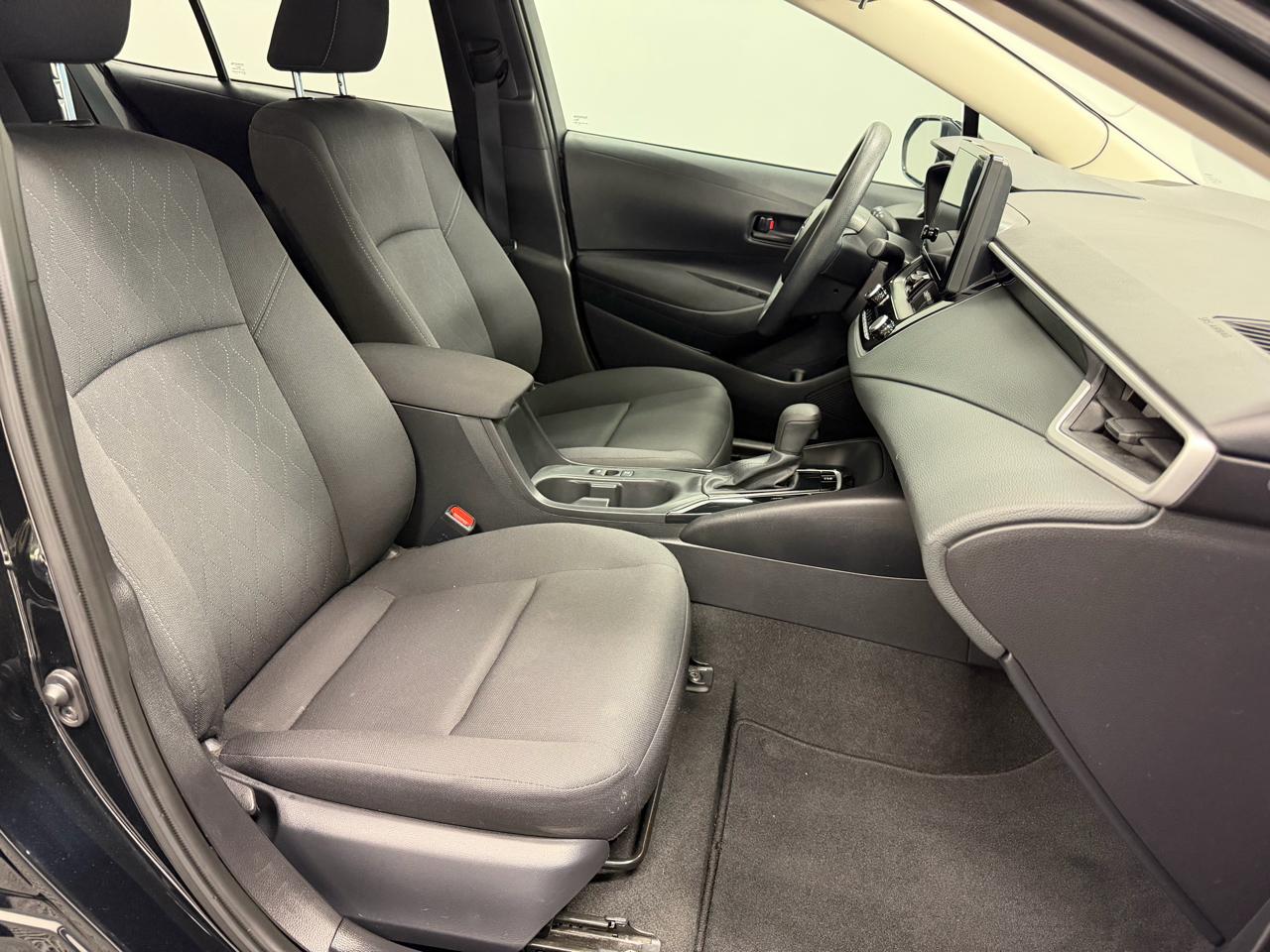 Toyota Corolla LE CVT (Natl) 2024
