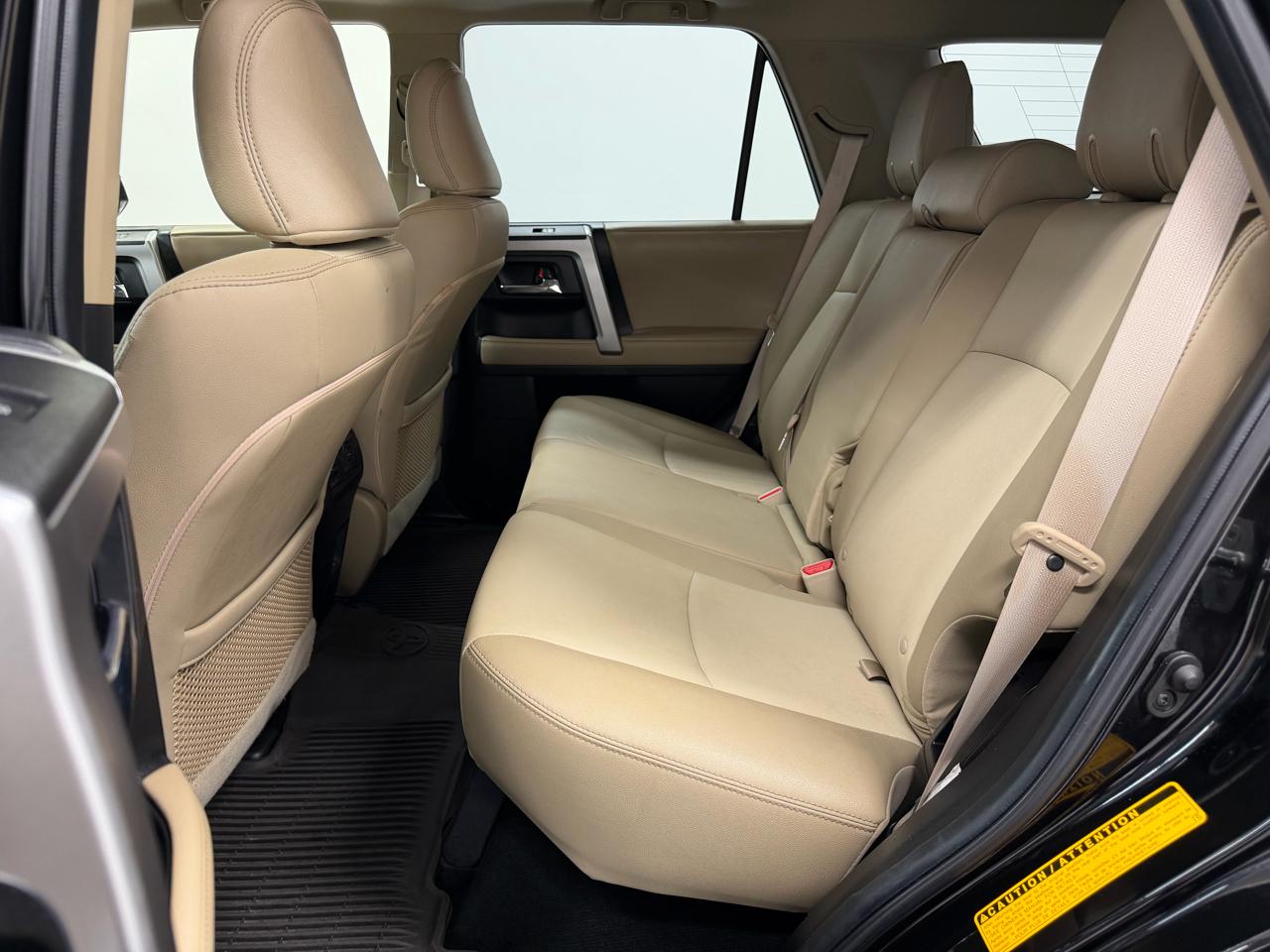 Toyota 4Runner SR5 Premium 2WD (Natl) 2021