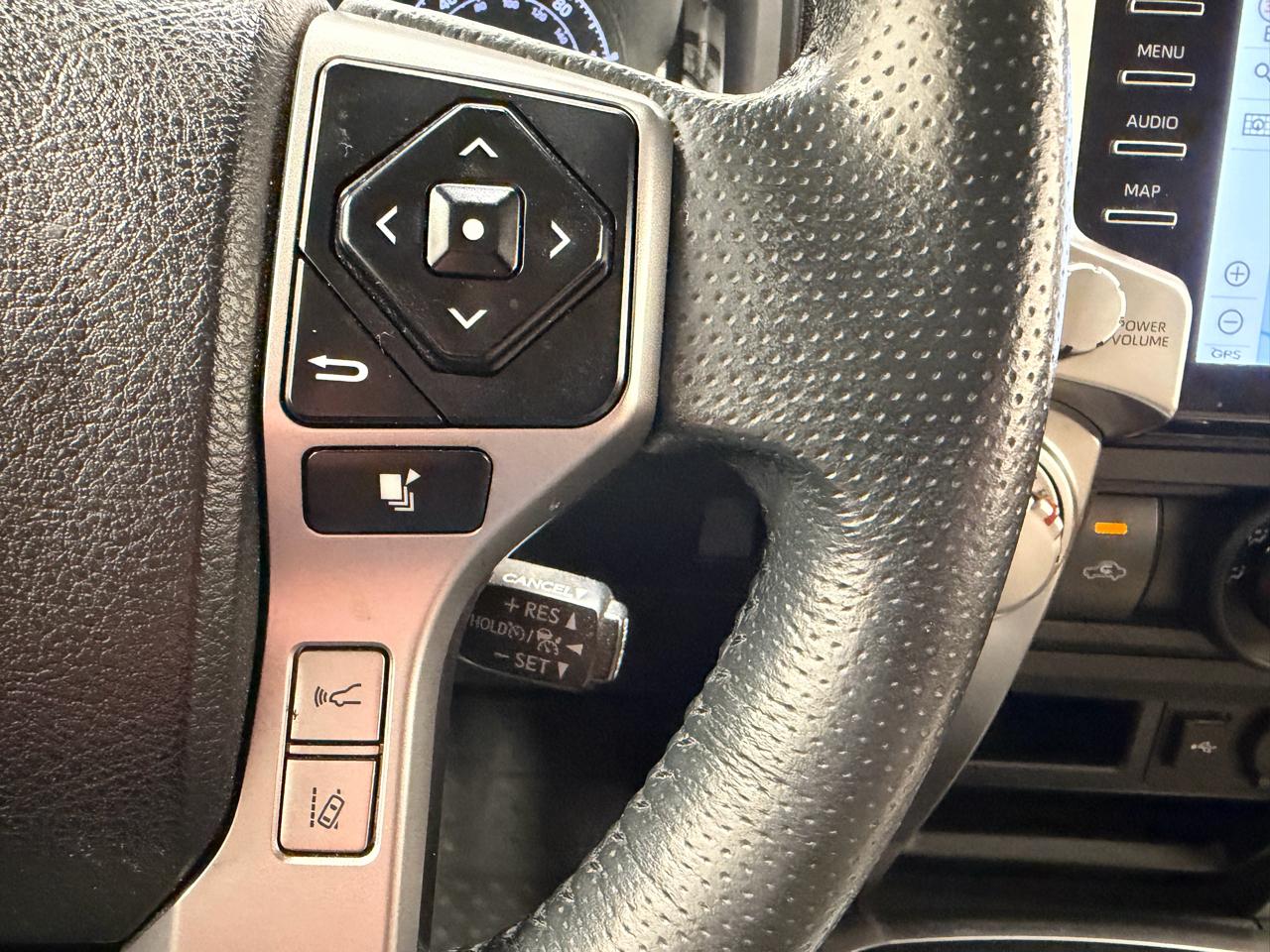 Toyota 4Runner SR5 Premium 2WD (Natl) 2021