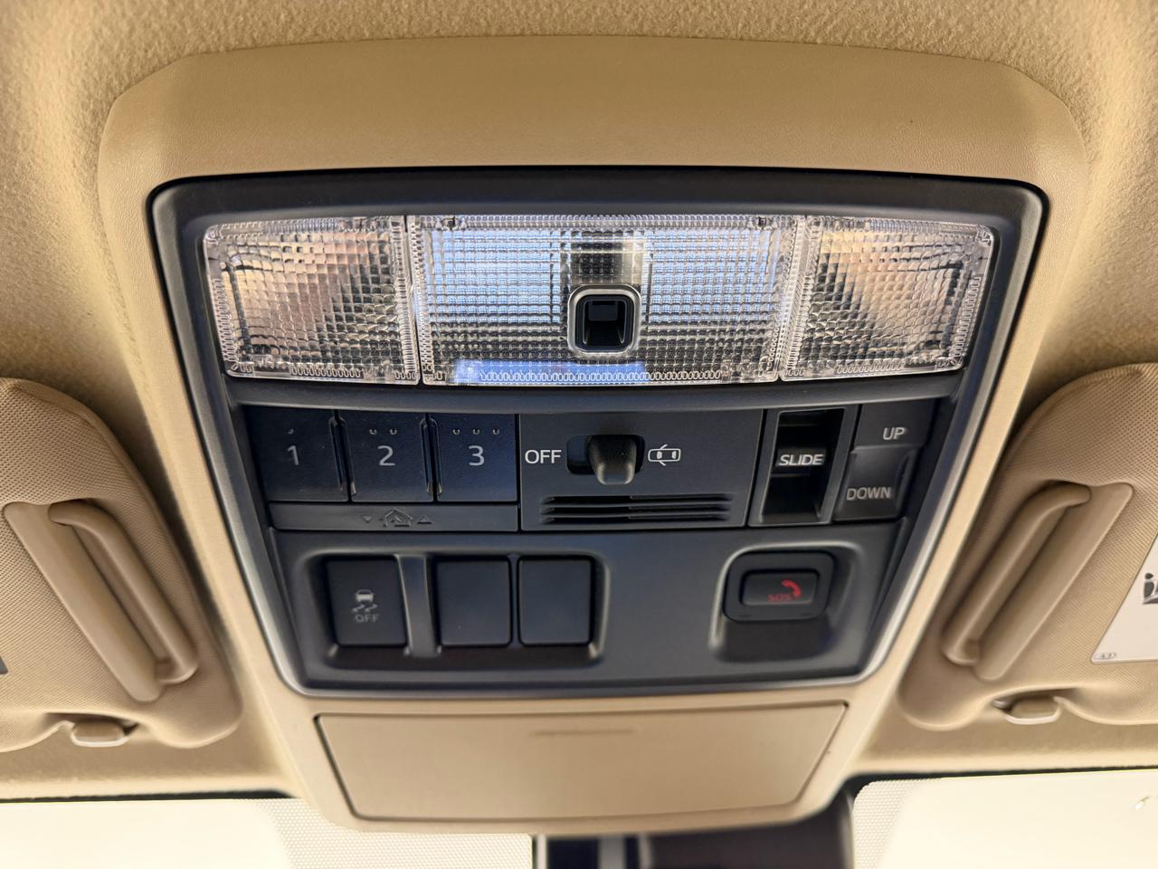 Toyota 4Runner SR5 Premium 2WD (Natl) 2021