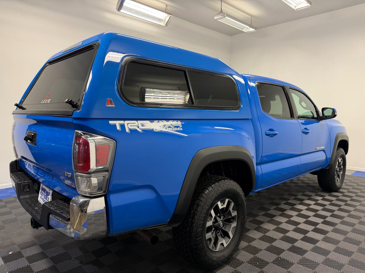 Toyota Tacoma 4WD TRD Off Road Double Cab 5' Bed V6 AT (Natl) 2021