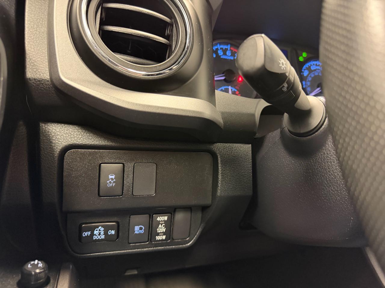 Toyota Tacoma 4WD TRD Off Road Double Cab 5' Bed V6 AT (Natl) 2021