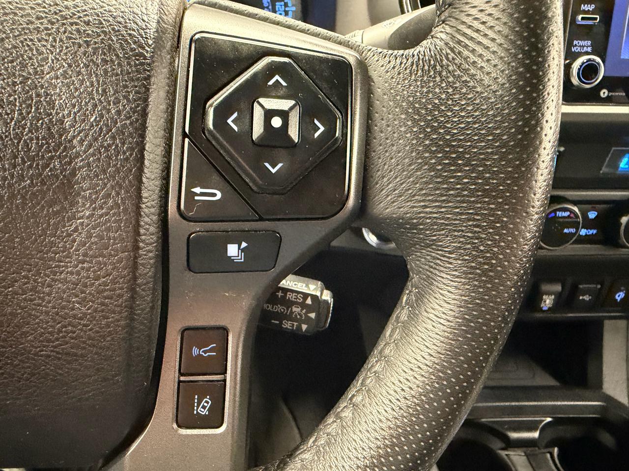 Toyota Tacoma 4WD TRD Off Road Double Cab 5' Bed V6 AT (Natl) 2021