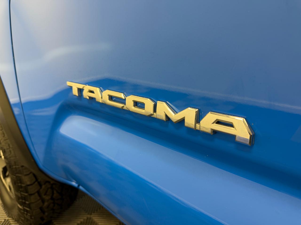Toyota Tacoma 4WD TRD Off Road Double Cab 5' Bed V6 AT (Natl) 2021