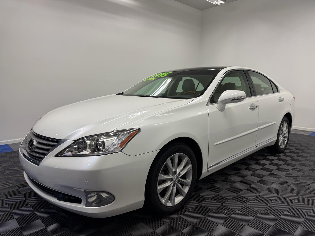 Lexus ES 350 4D Sedan 2011