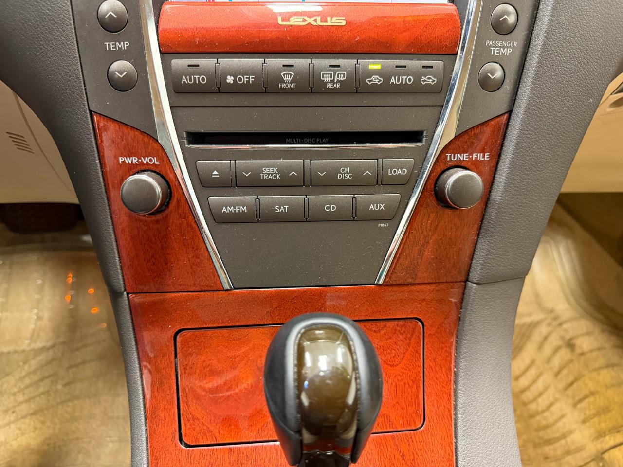 Lexus ES 350 4D Sedan 2011