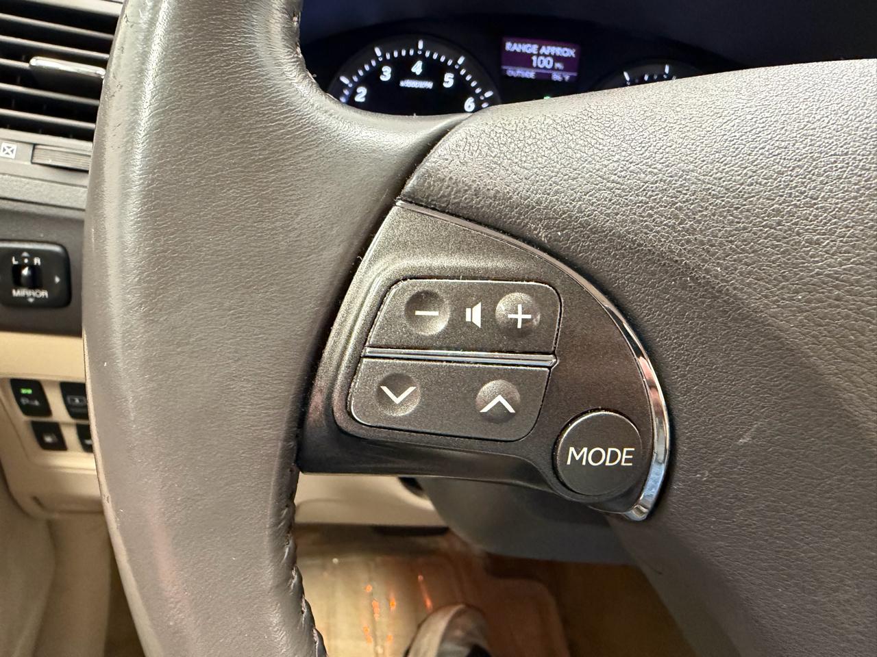 Lexus ES 350 4D Sedan 2011