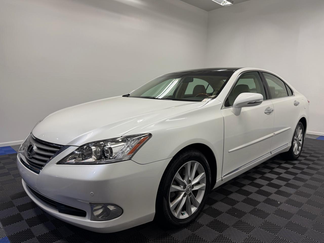 Lexus ES 350 4D Sedan 2011