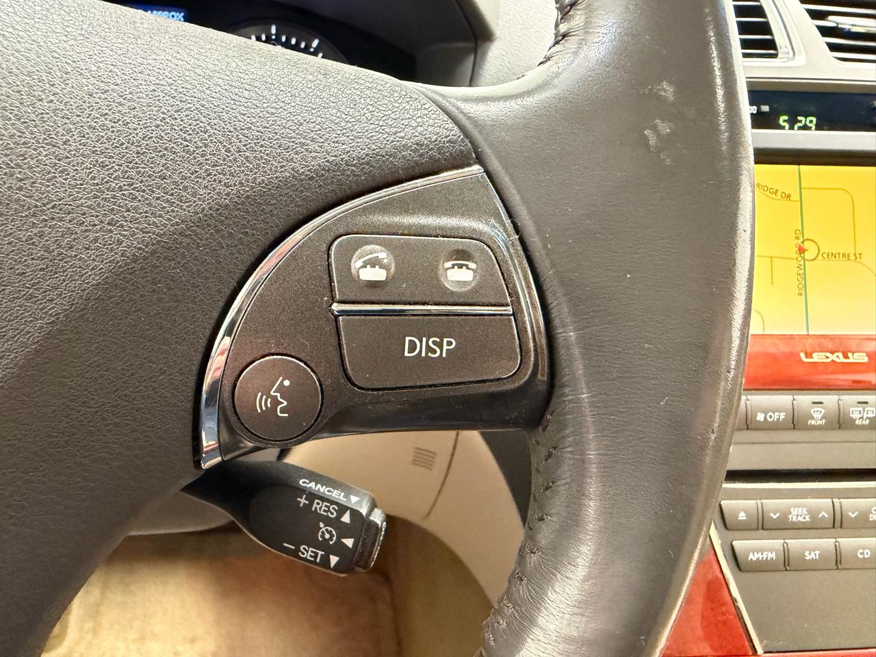 Lexus ES 350 4D Sedan 2011