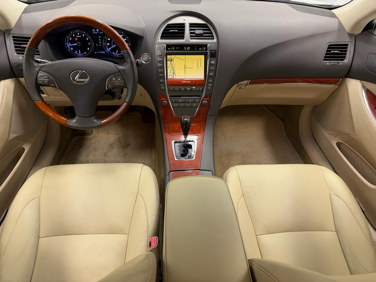 Lexus ES 350 4D Sedan 2011