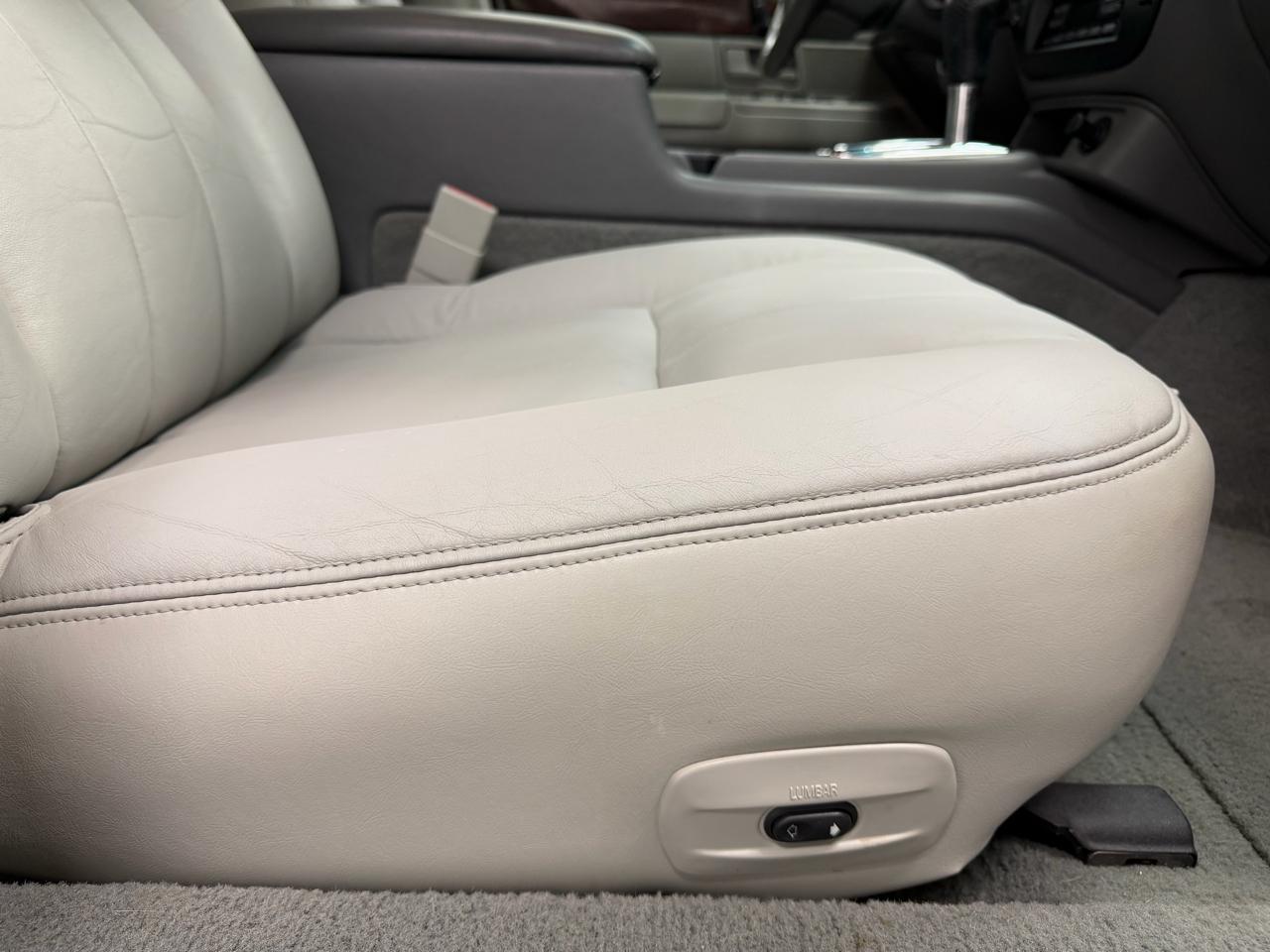 Mercury Grand Marquis 4dr Sdn LS Premium 2003