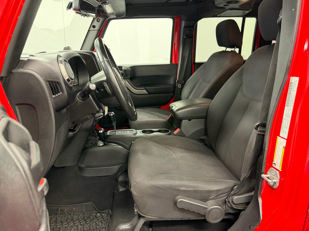Jeep Wrangler Unlimited 4WD 4dr Sport 2015