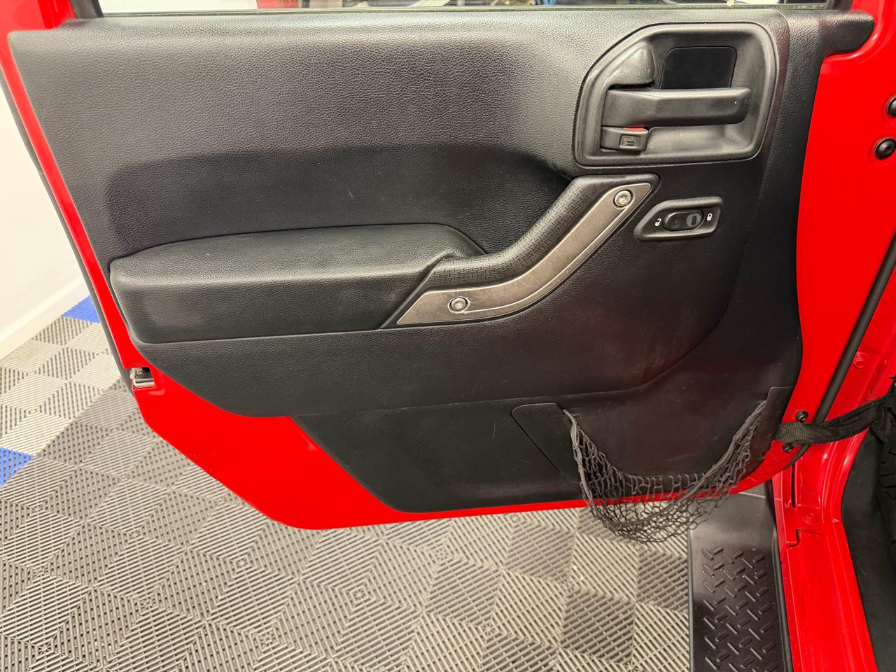 Jeep Wrangler Unlimited 4WD 4dr Sport 2015