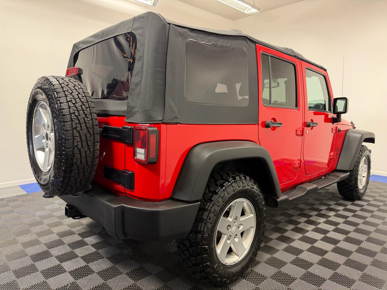 Jeep Wrangler Unlimited 4WD 4dr Sport 2015
