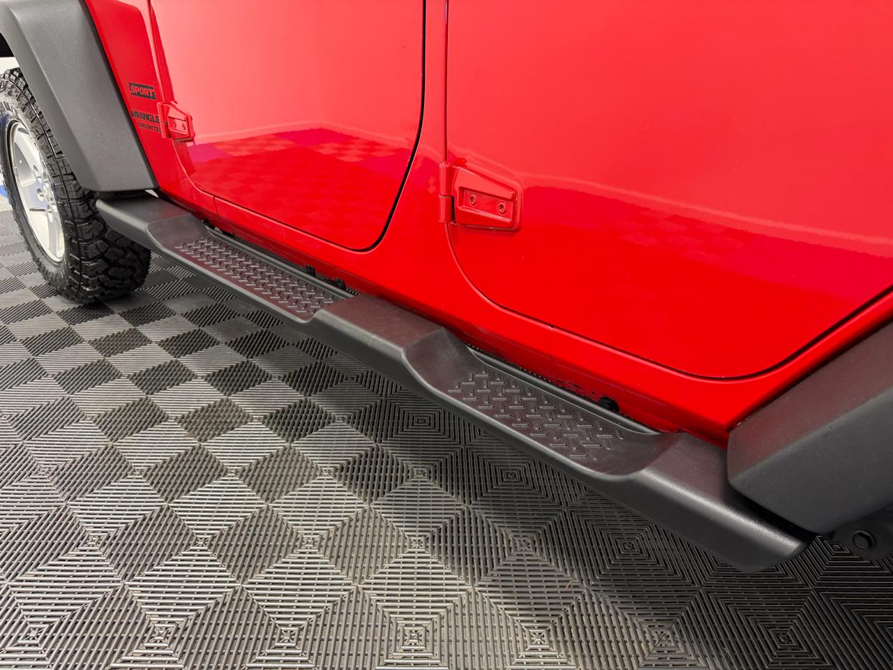 Jeep Wrangler Unlimited 4WD 4dr Sport 2015