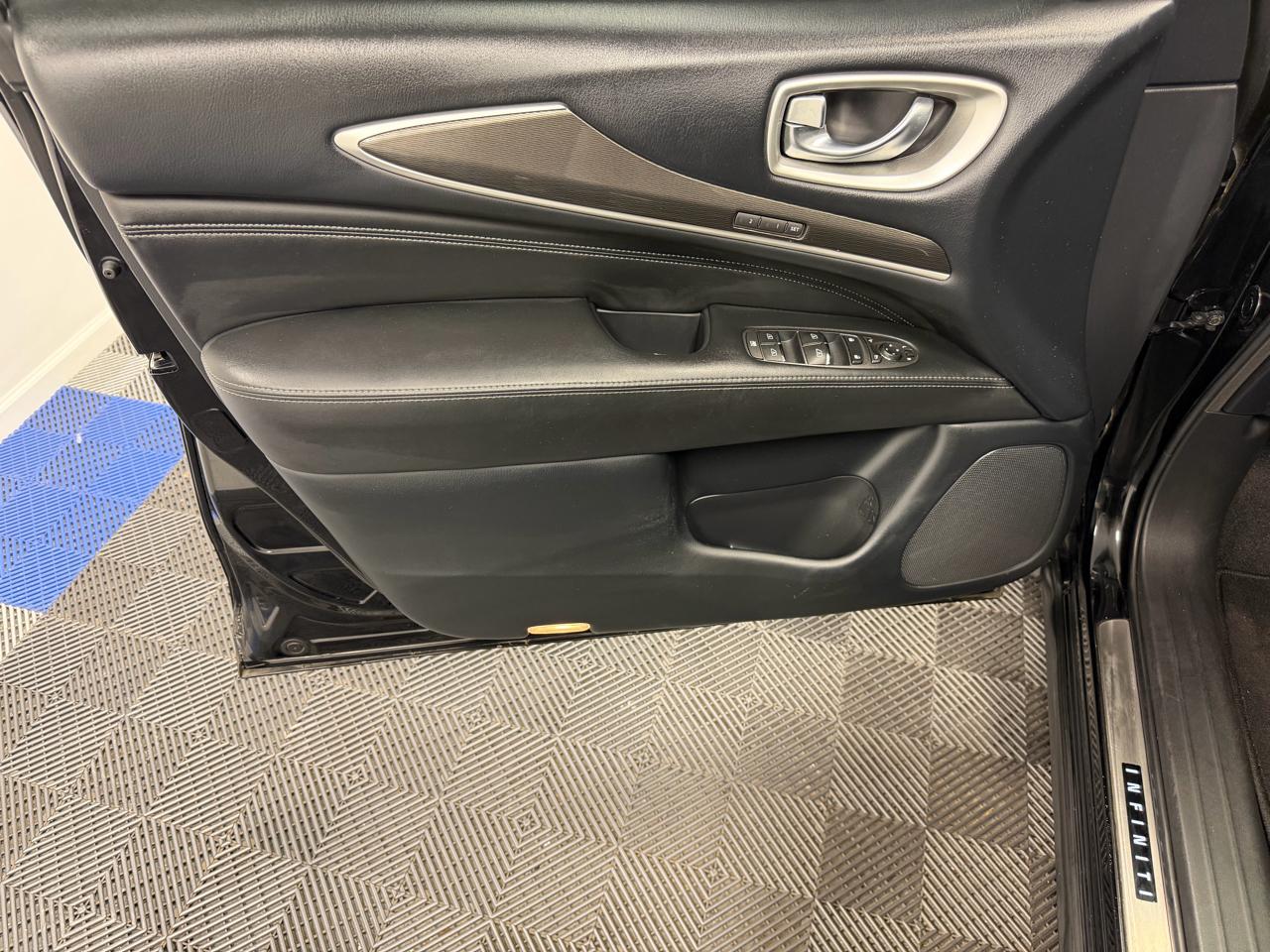Infiniti QX60 PURE FWD 2020