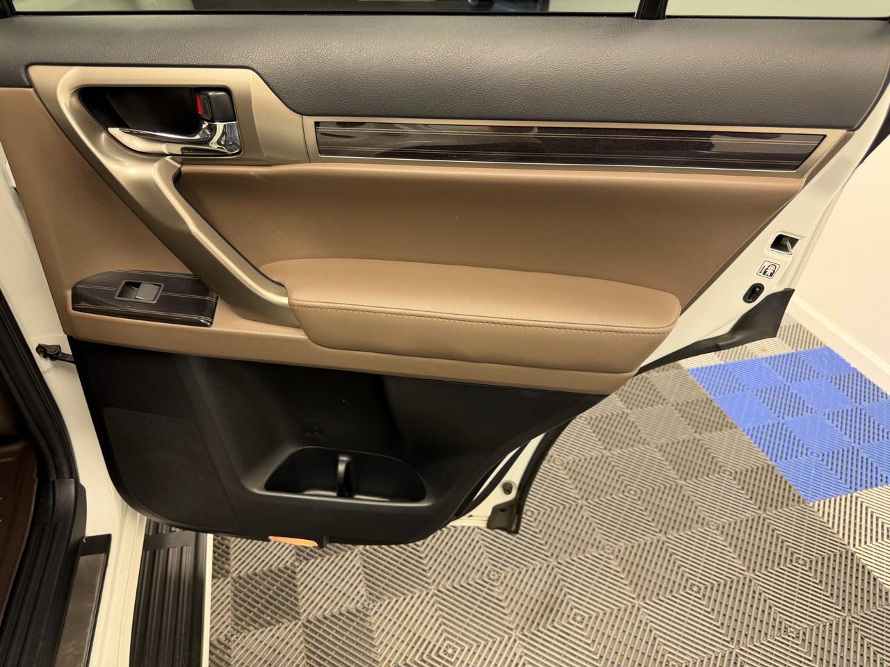 Lexus GX GX 460 Premium 4WD 2021