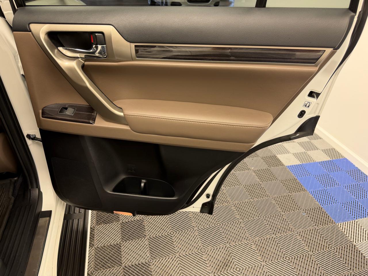 Lexus GX GX 460 Premium 4WD 2020