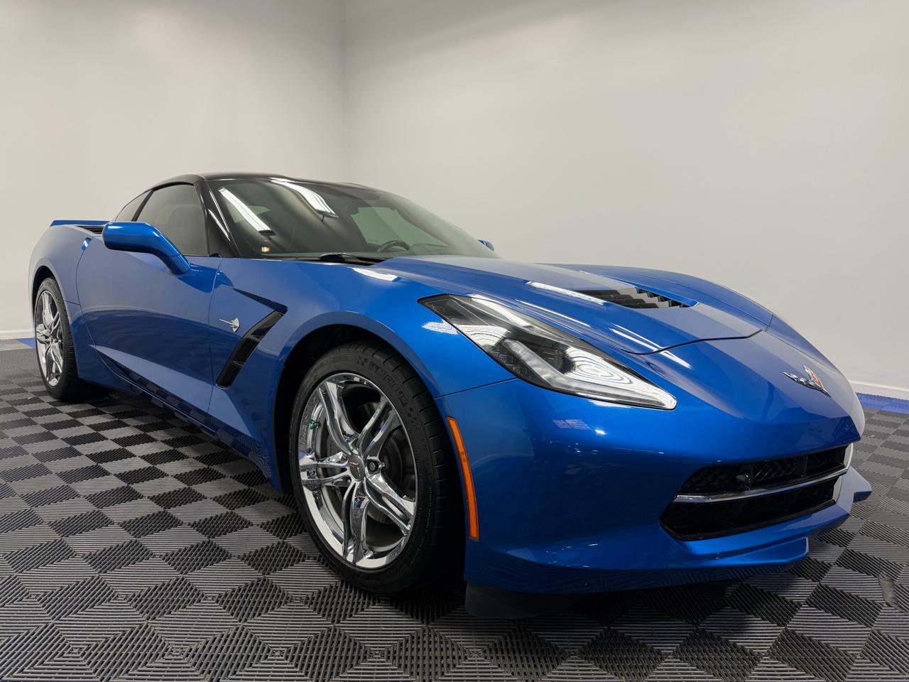 2016 Chevrolet Corvette 2dr Stingray Conv w/2LT