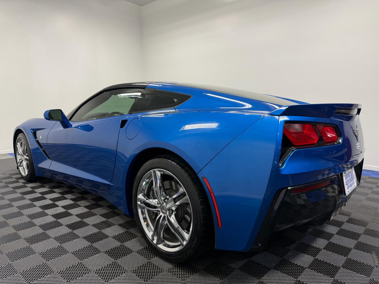 Chevrolet Corvette 2dr Stingray Conv w/2LT 2016