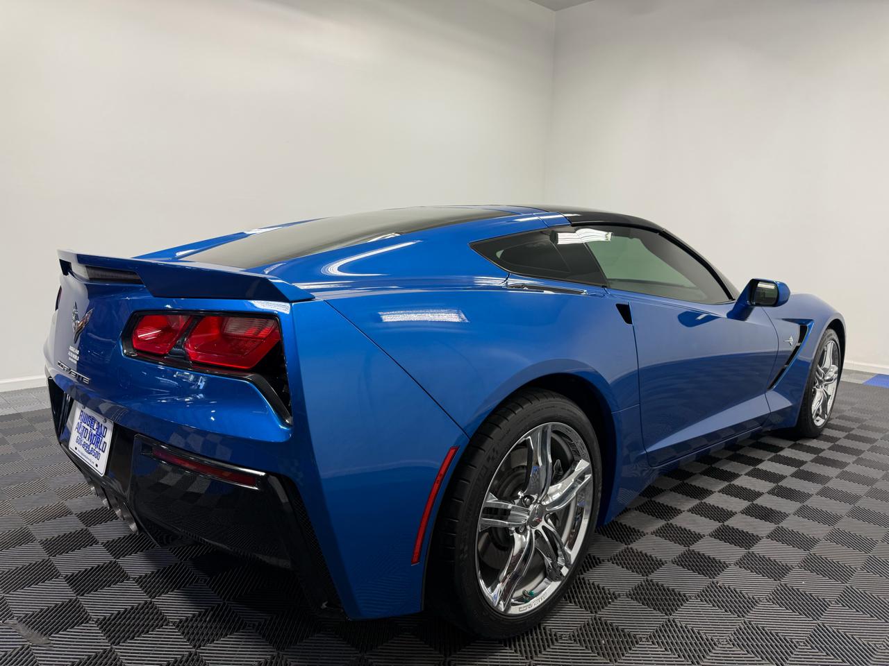 Chevrolet Corvette 2dr Stingray Conv w/2LT 2016