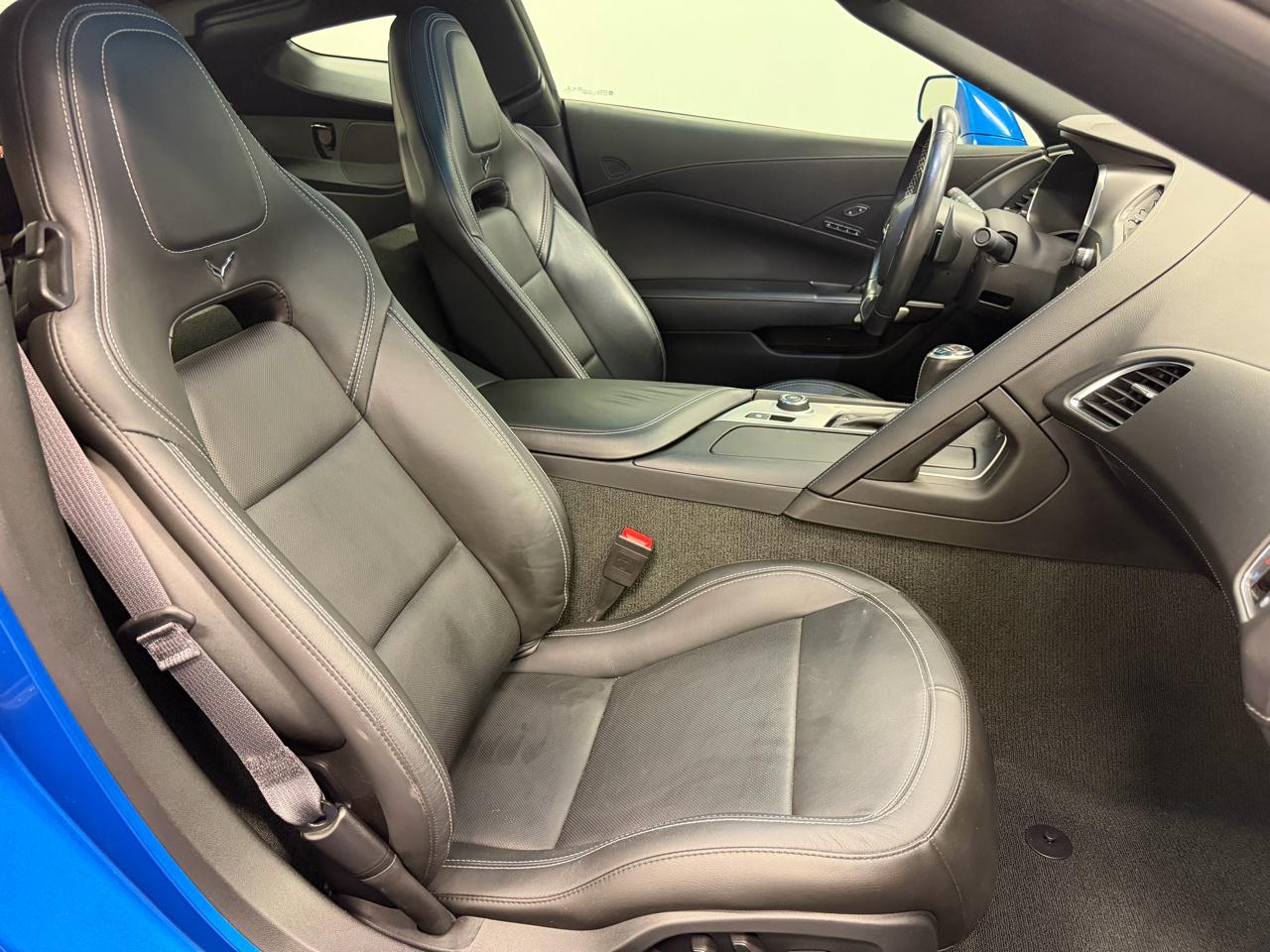 Chevrolet Corvette 2dr Stingray Conv w/2LT 2016