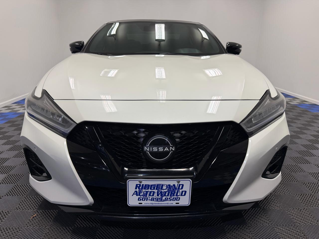 Nissan Maxima SR CVT 2023